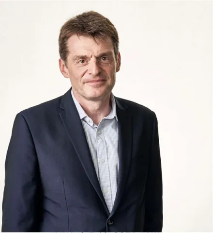 Mr Graeme Purdy